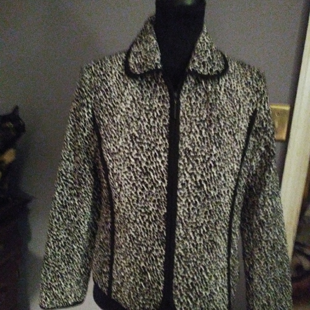 R.Q.T. petites tailored black & white jacket